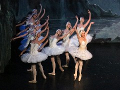 Natalia Kungurtseva / Corps de ballet