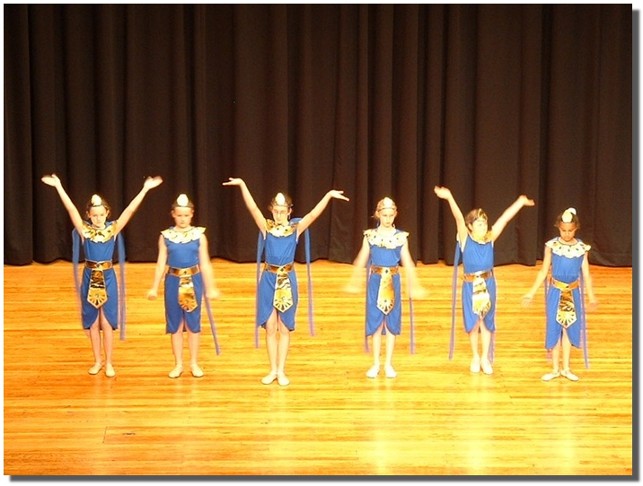 C&eacute;line, Caroline, Annika, Kristin, Annika, Clara